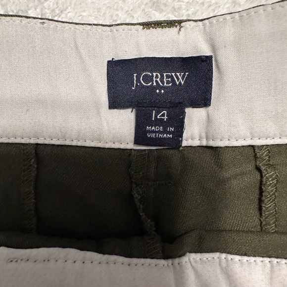 J. Crew Factory 5” Chino in Olive Green - Picture 3 of 3